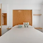 Bellavista, Bajo A Apartmán