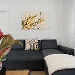 Bellavista, Bajo A Apartment